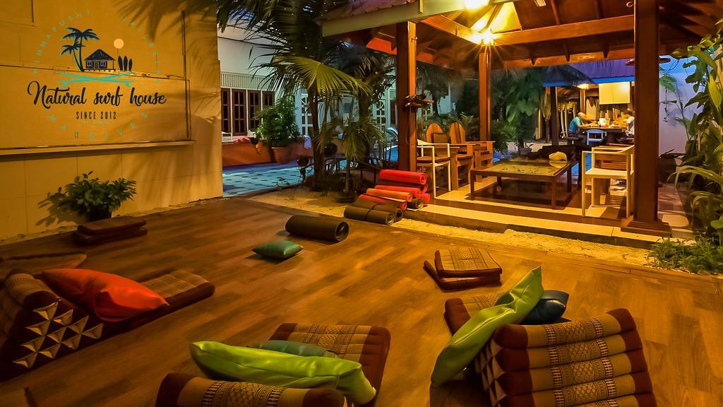 Natural Surf House Hostel Himmafushi Exterior photo